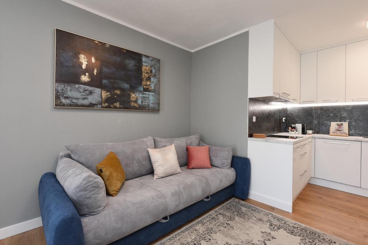 Malako Family Apartments Селине Екстериор снимка