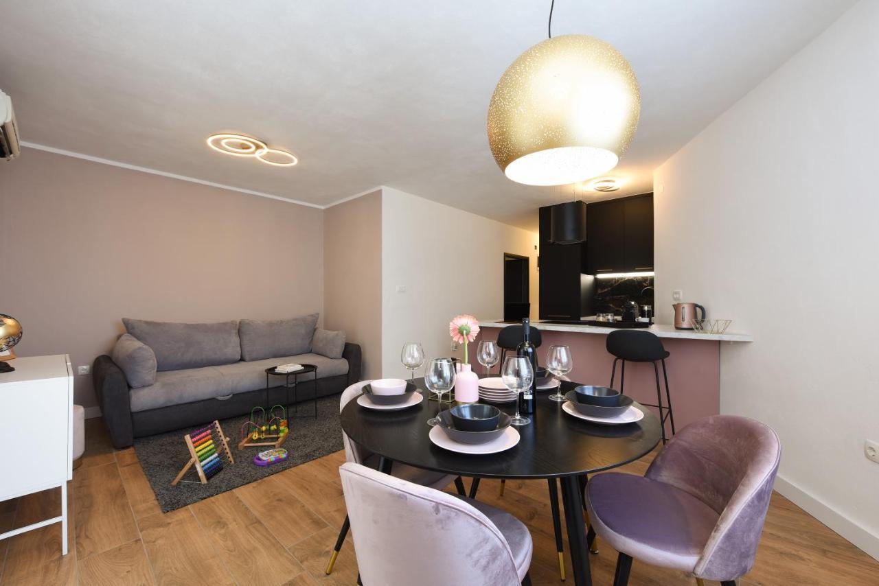 Malako Family Apartments Селине Екстериор снимка