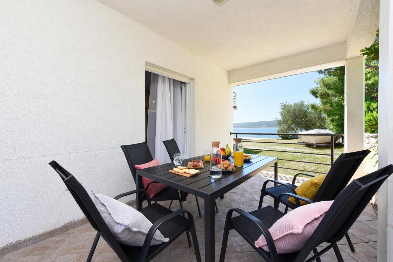 Malako Family Apartments Селине Екстериор снимка
