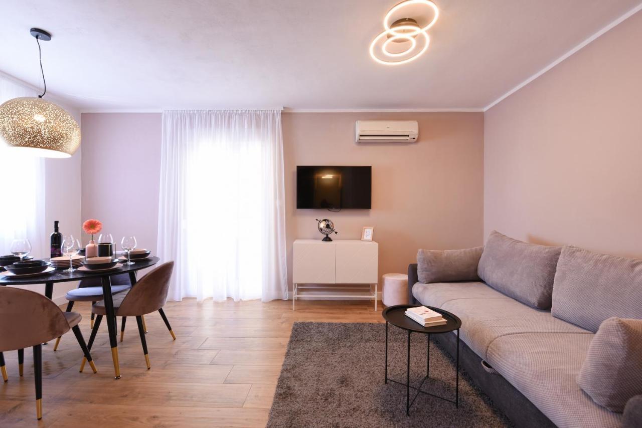 Malako Family Apartments Селине Екстериор снимка