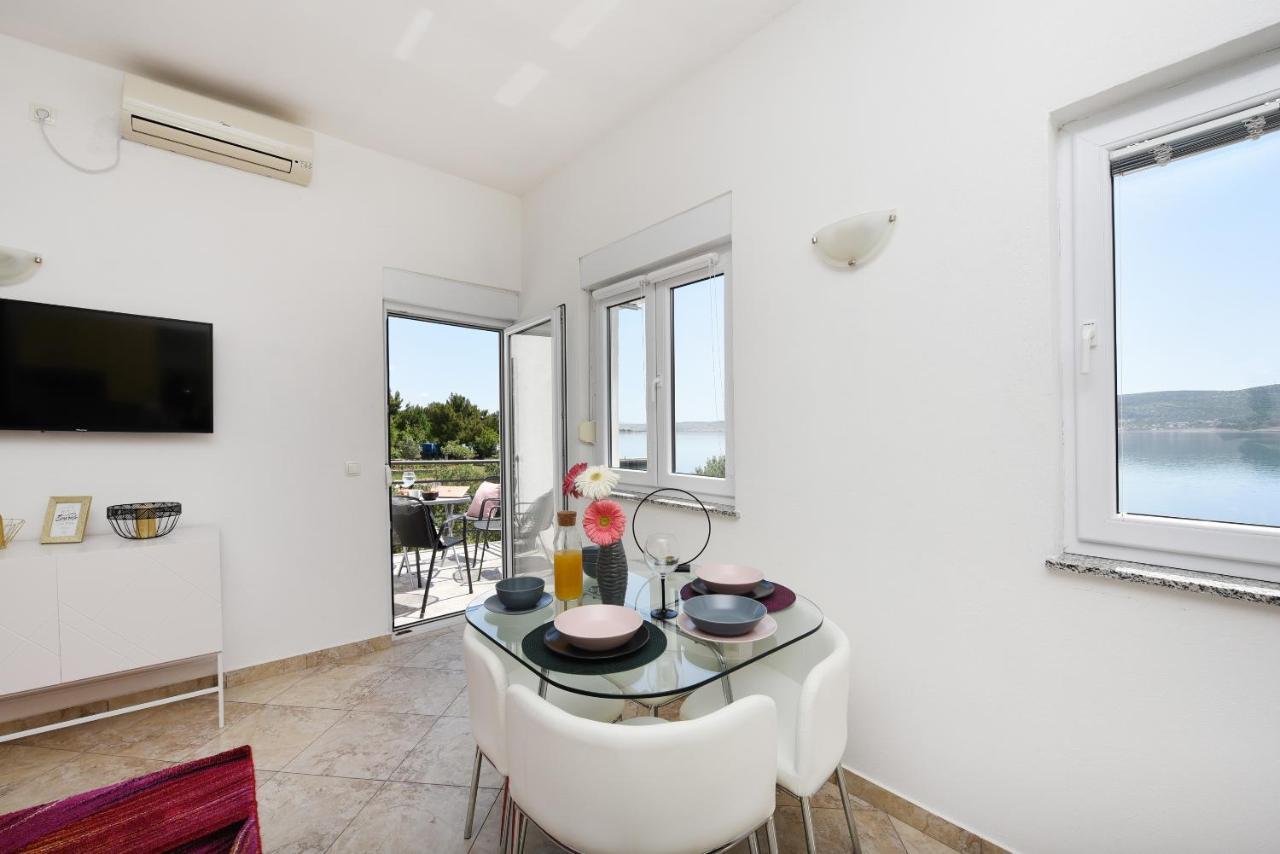 Malako Family Apartments Селине Екстериор снимка