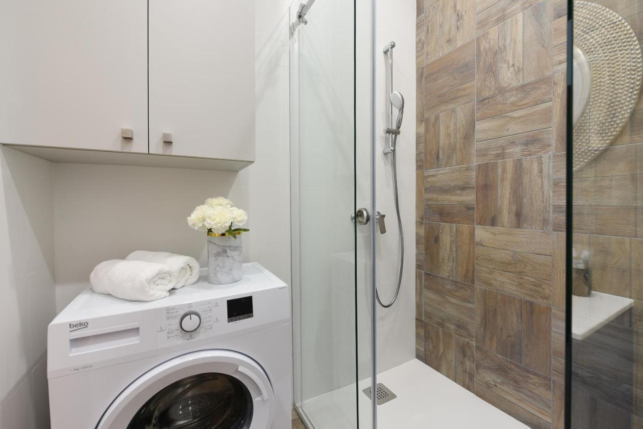 Malako Family Apartments Селине Екстериор снимка